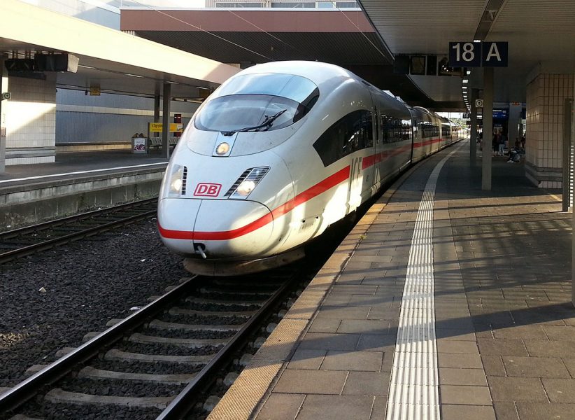 Snabbtåg i Tyskland. Foto: Karin. Licens: Pixabay.com, CC0