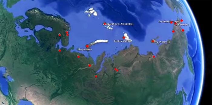Gamla sovjetiska marinbaser väcks till liv och nya byggs. Google Maps