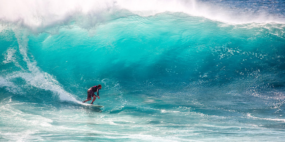 Big wave surfing. Foto: Kanenori