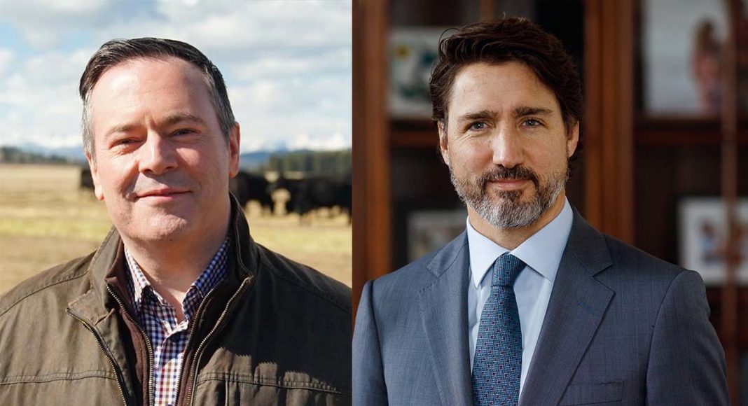 Albertas premiärminister Jason Kenney och Kkanadas premiärminister Justin Trudeau.